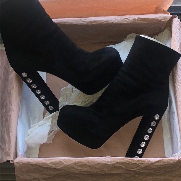 💎🖤 Miu miu! HP!😛 black suede bootie w. crystal - Picture 4 of 9
